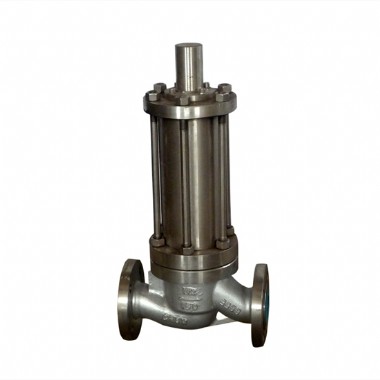 Self-actuated regulator